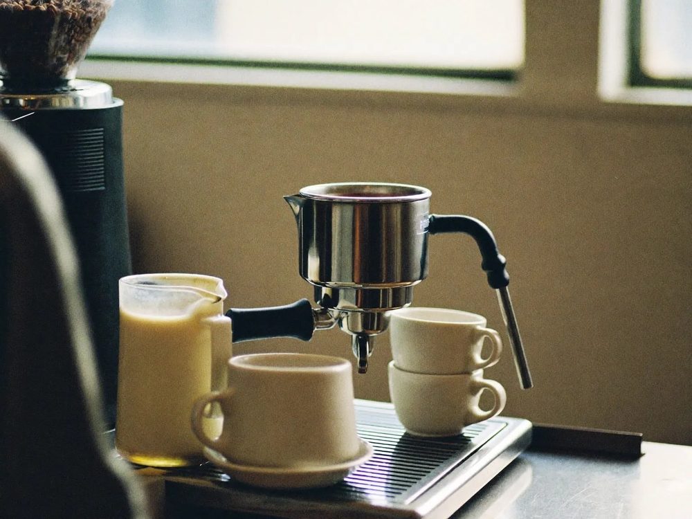 Espresso being drawn at the counter.